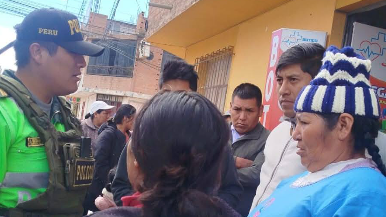 Joven queda herido tras agresión de conductor y cobradora de combi en Juliaca